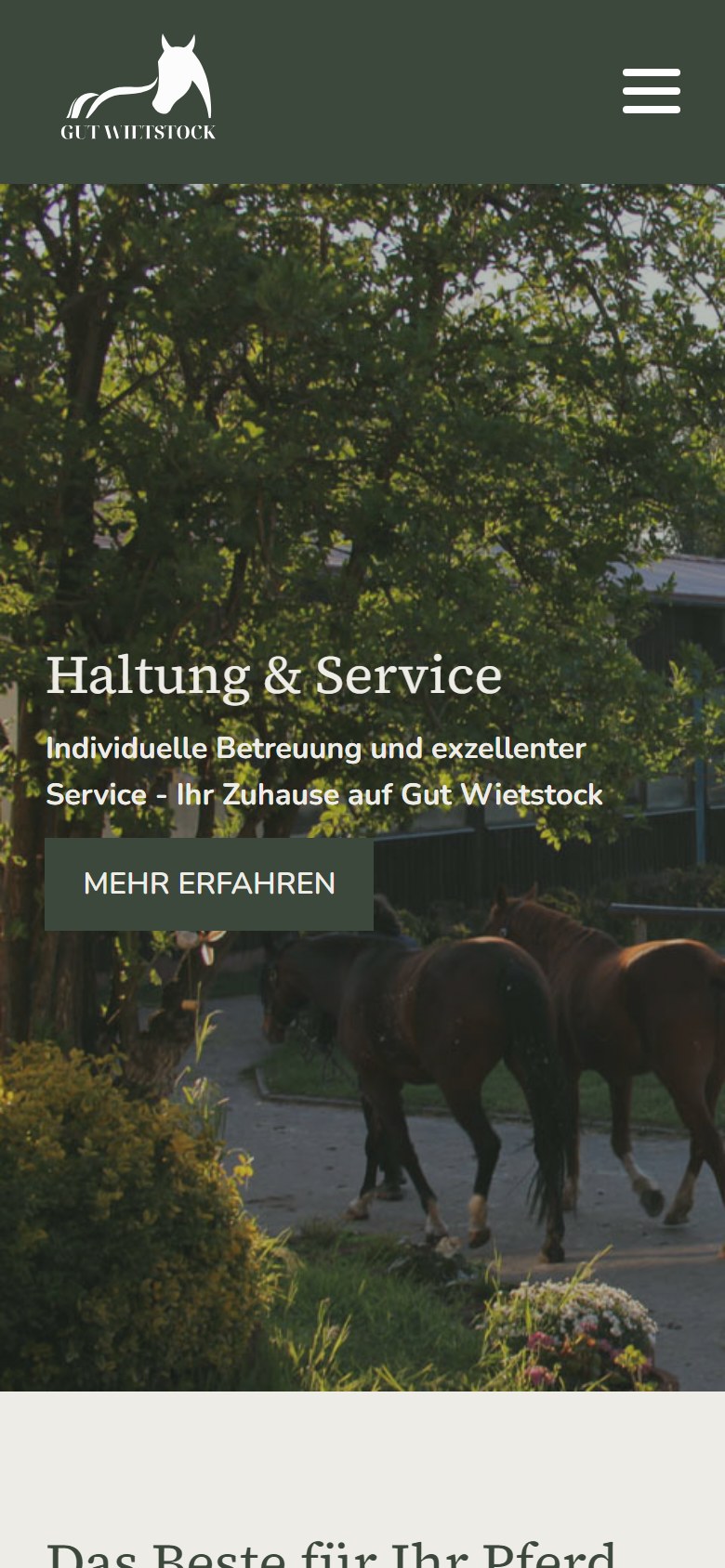 Website von Gut Wietstock Reitanlage – Handyansicht: Haltung & Service