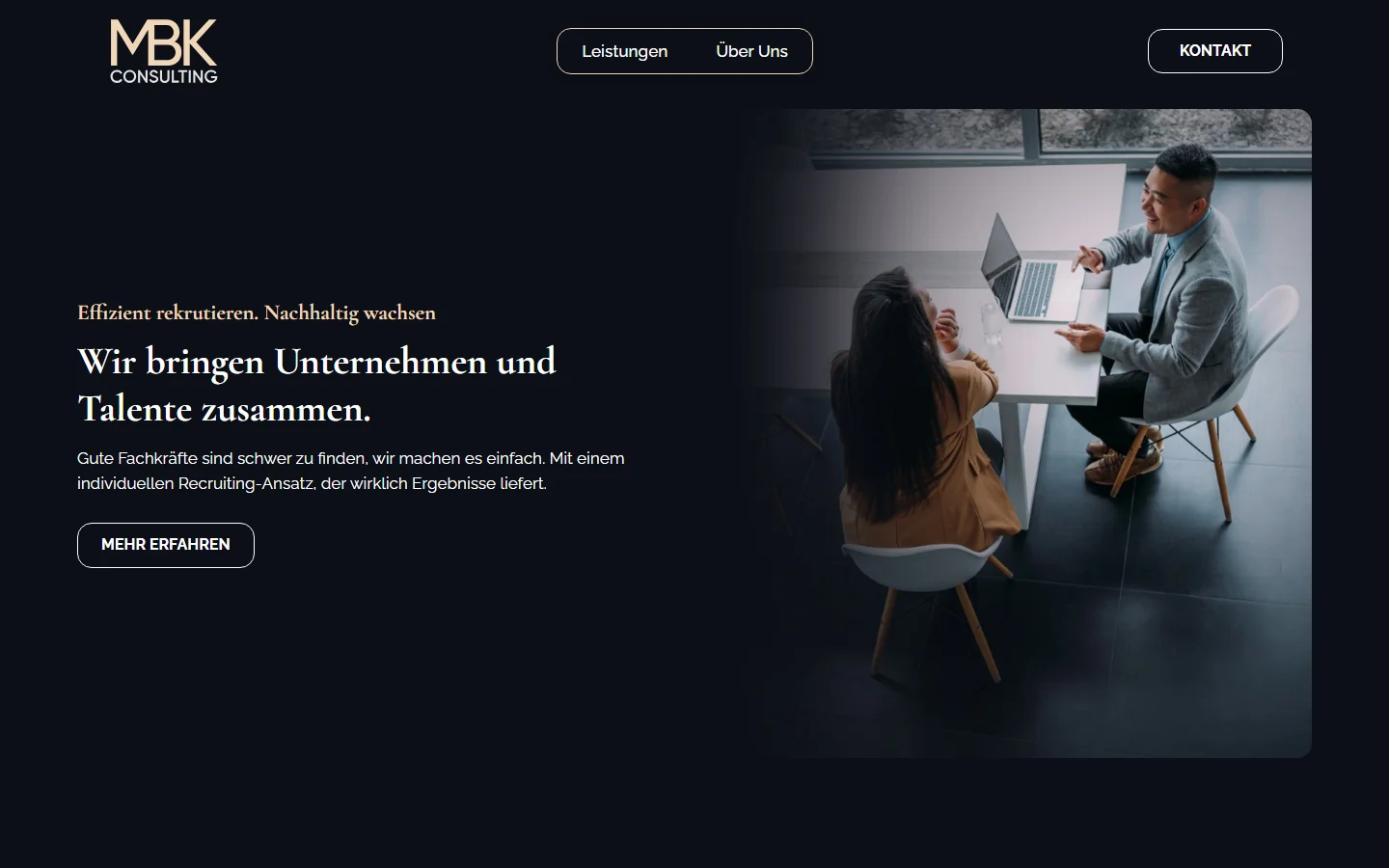 Website von MBK-CONSULTING – Desktopansicht: Effizient rekrutieren. Nachhaltig wachsen