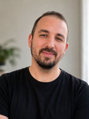 Portrait von Cem Karahan. Webdesigner und Consultant aus Berlin